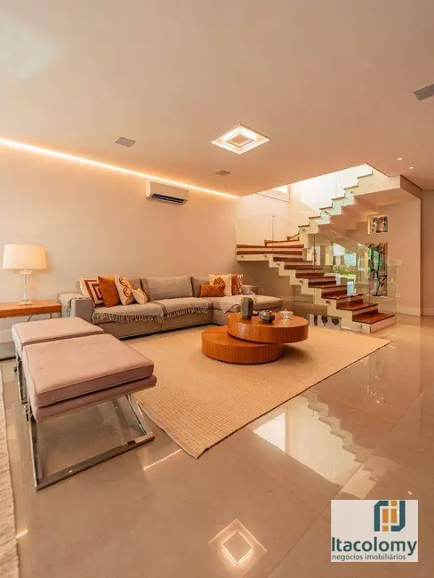 Foto 9 de Casa de Condomínio com 4 quartos à venda, 728m2 em Santana De Parnaiba - SP