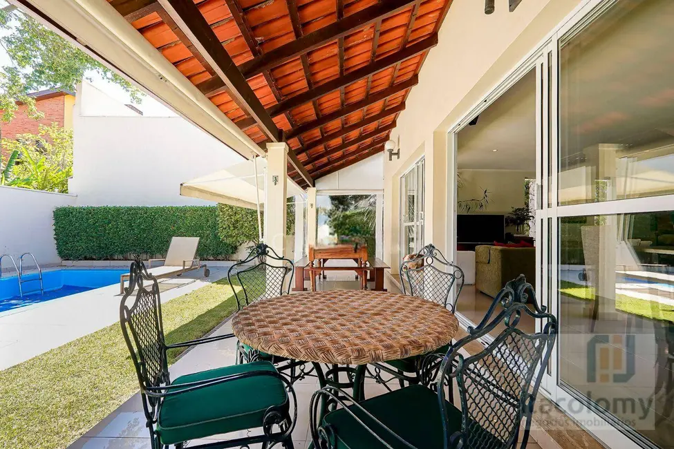 Foto 5 de Casa de Condomínio com 4 quartos à venda, 400m2 em Santana De Parnaiba - SP