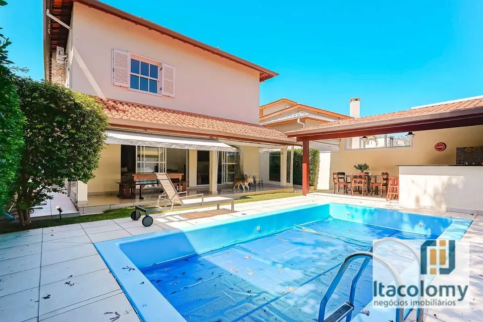 Foto 1 de Casa de Condomínio com 4 quartos à venda, 400m2 em Santana De Parnaiba - SP