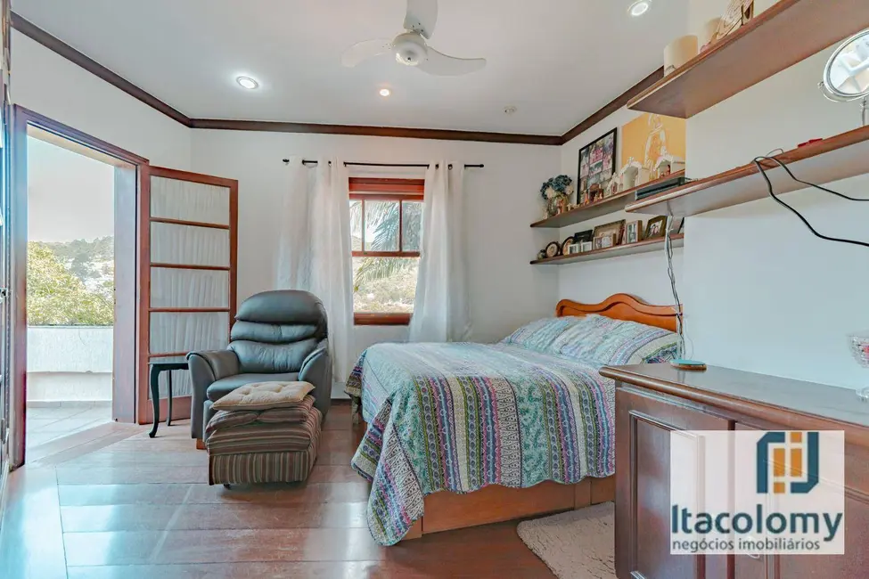 Foto 6 de Casa de Condomínio com 4 quartos à venda, 480m2 em Santana De Parnaiba - SP