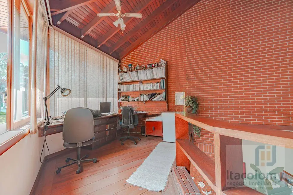 Foto 4 de Casa de Condomínio com 4 quartos à venda, 480m2 em Santana De Parnaiba - SP