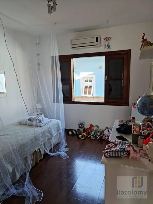 Foto 9 de Casa de Condomínio com 4 quartos à venda, 450m2 em Santana De Parnaiba - SP