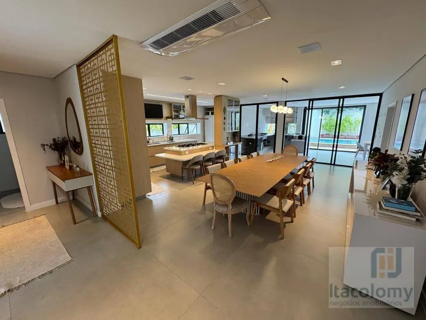 Foto 3 de Casa de Condomínio com 4 quartos à venda, 610m2 em Barueri - SP