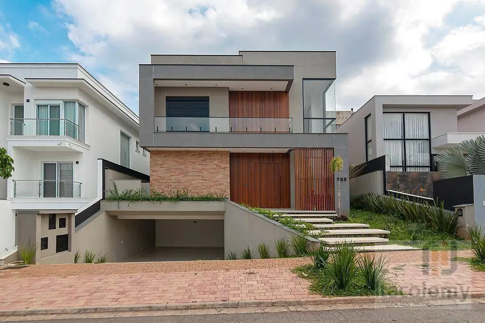 Foto 1 de Casa de Condomínio com 4 quartos à venda, 420m2 em Santana De Parnaiba - SP