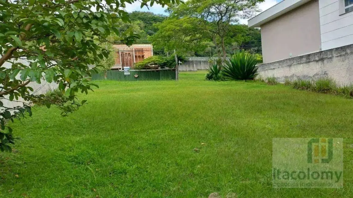 Foto 5 de Terreno / Lote à venda, 560m2 em Santana De Parnaiba - SP