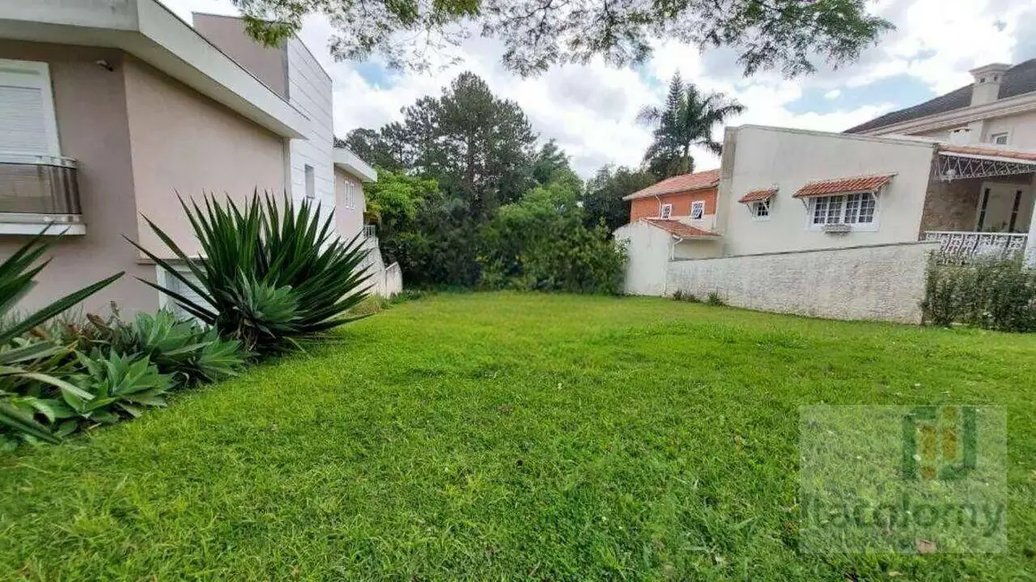 Foto 4 de Terreno / Lote à venda, 560m2 em Santana De Parnaiba - SP