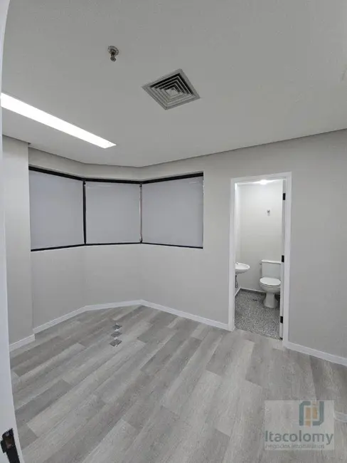 Foto 2 de Loft / Flat para alugar, 56m2 em Conjunto Residencial Jardim Canaã, São Paulo - SP