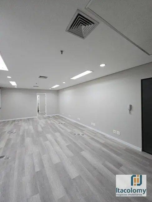 Loft / Flat para alugar, 56m2 em Conjunto Residencial Jardim Canaã, São Paulo - SP - imagem 3 Foto 3 de Loft / Flat para alugar, 56m2 em Conjunto Residencial Jardim Canaã, São Paulo - SP