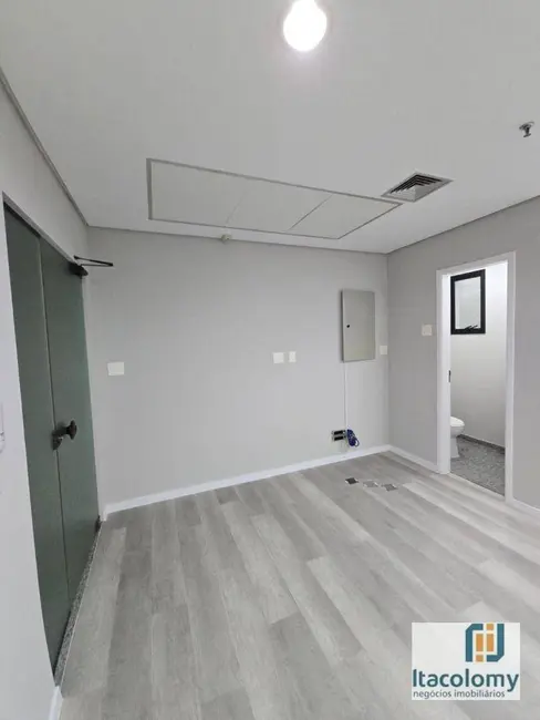 Loft / Flat para alugar, 56m2 em Conjunto Residencial Jardim Canaã, São Paulo - SP - imagem 4 Foto 4 de Loft / Flat para alugar, 56m2 em Conjunto Residencial Jardim Canaã, São Paulo - SP