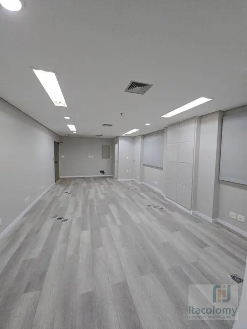 Foto 1 de Loft / Flat para alugar, 56m2 em Conjunto Residencial Jardim Canaã, São Paulo - SP