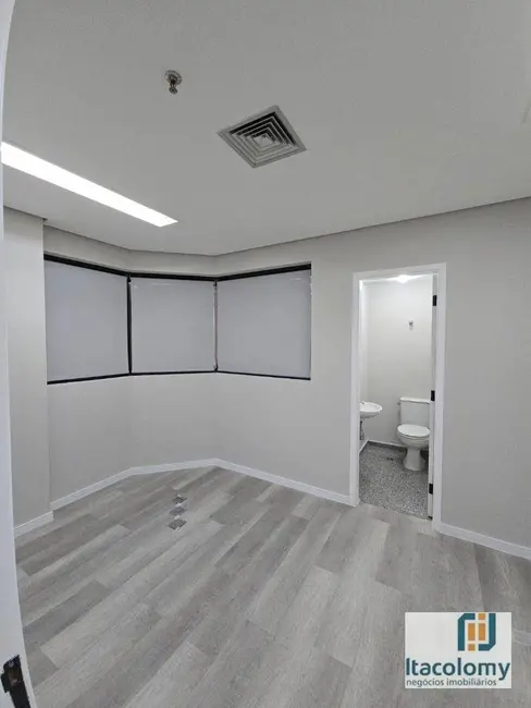 Loft / Flat para alugar, 56m2 em Conjunto Residencial Jardim Canaã, São Paulo - SP - imagem 2 Foto 2 de Loft / Flat para alugar, 56m2 em Conjunto Residencial Jardim Canaã, São Paulo - SP