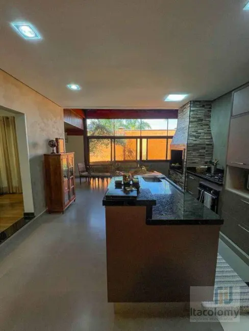 Casa de Condomínio com 4 quartos à venda, 441m2 em Santana De Parnaiba - SP - imagem 3 Foto 3 de Casa de Condomínio com 4 quartos à venda, 441m2 em Santana De Parnaiba - SP