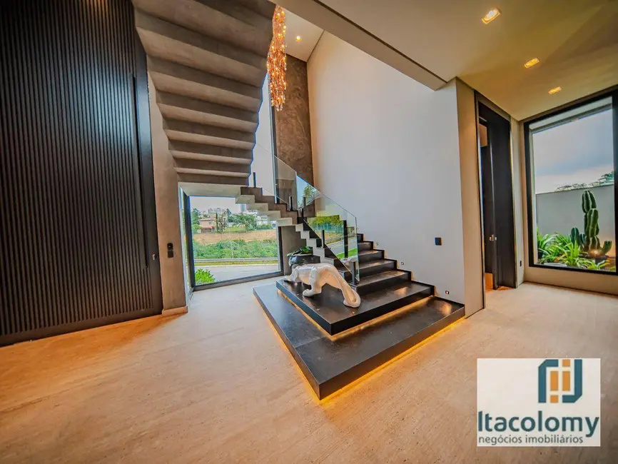 Casa de Condomínio com 5 quartos à venda, 750m2 em Tamboré, Barueri - SP - imagem 4 Foto 4 de Casa de Condomínio com 5 quartos à venda, 750m2 em Tamboré, Barueri - SP