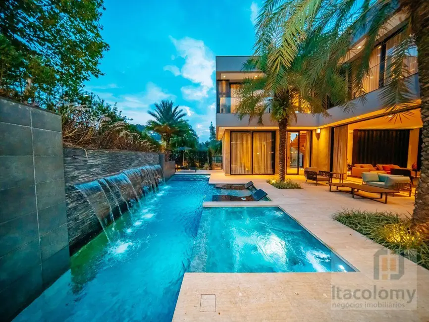 Foto 2 de Casa de Condomínio com 5 quartos à venda, 750m2 em Tamboré, Barueri - SP