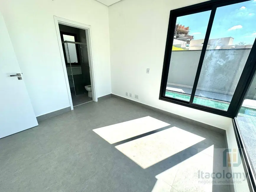 Foto 4 de Casa de Condomínio com 6 quartos à venda, 512m2 em Santana De Parnaiba - SP