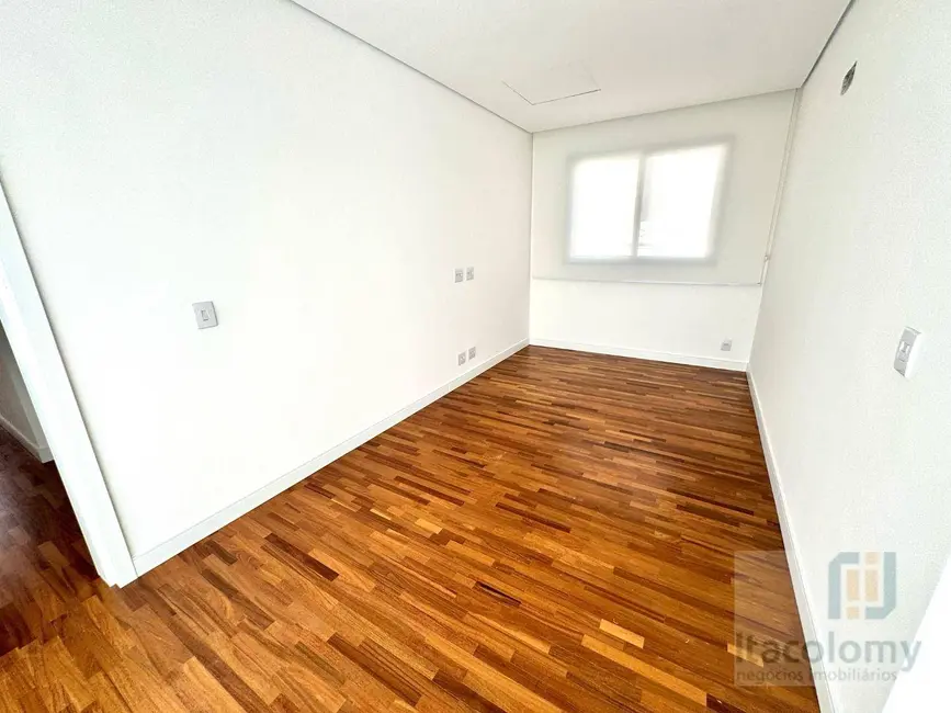 Foto 7 de Casa de Condomínio com 6 quartos à venda, 512m2 em Santana De Parnaiba - SP