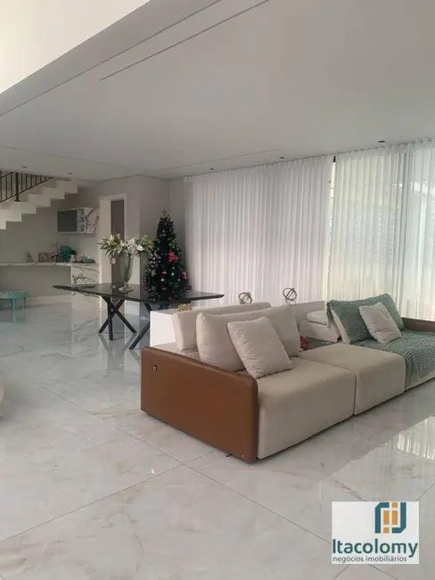Foto 1 de Casa de Condomínio com 4 quartos à venda, 600m2 em Santana De Parnaiba - SP