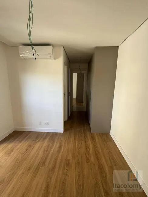 Foto 9 de Apartamento com 3 quartos à venda, 97m2 em Barueri - SP