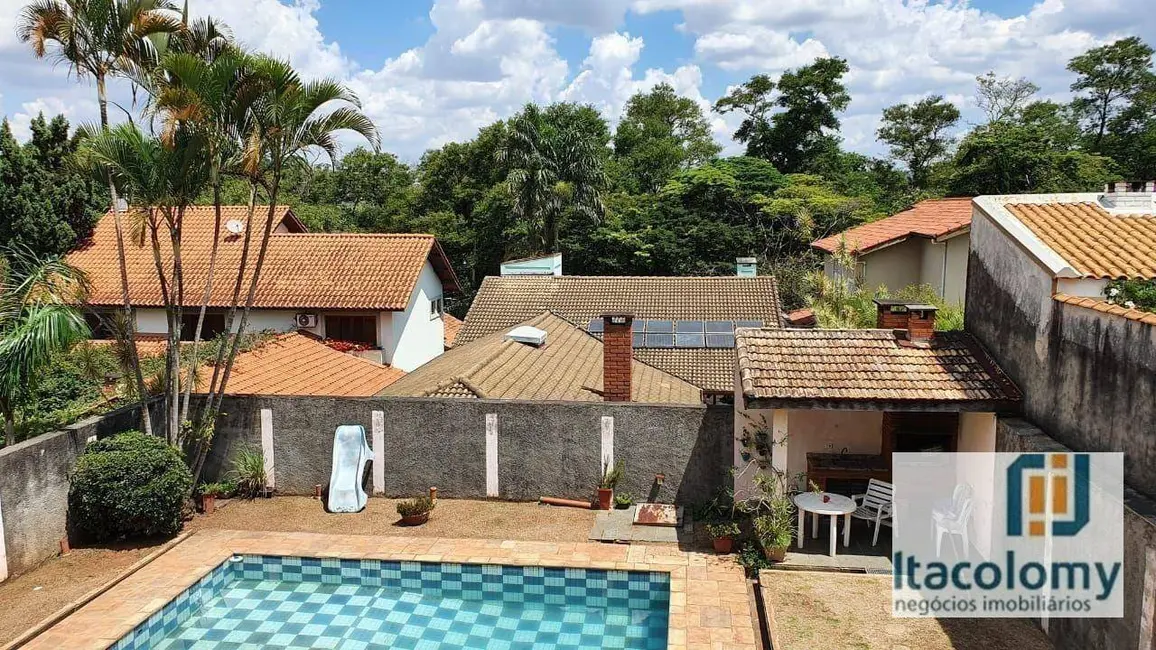 Foto 2 de Casa de Condomínio com 4 quartos à venda, 490m2 em Santana De Parnaiba - SP