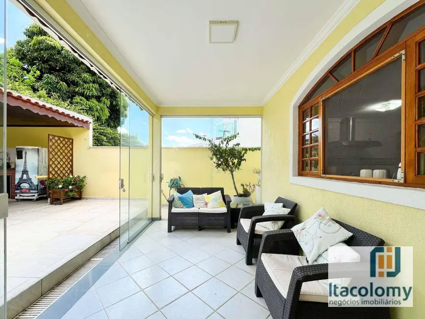 Casa de Condomínio com 3 quartos à venda, 360m2 em Santana De Parnaiba - SP - imagem 6 Foto 6 de Casa de Condomínio com 3 quartos à venda, 360m2 em Santana De Parnaiba - SP