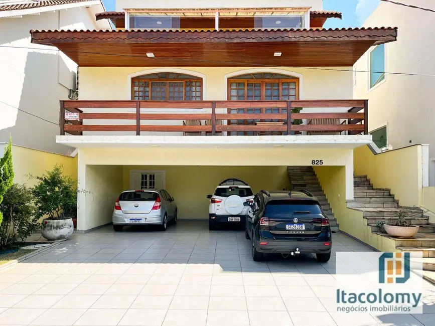 Casa de Condomínio com 3 quartos à venda, 360m2 em Santana De Parnaiba - SP - imagem 2 Foto 2 de Casa de Condomínio com 3 quartos à venda, 360m2 em Santana De Parnaiba - SP