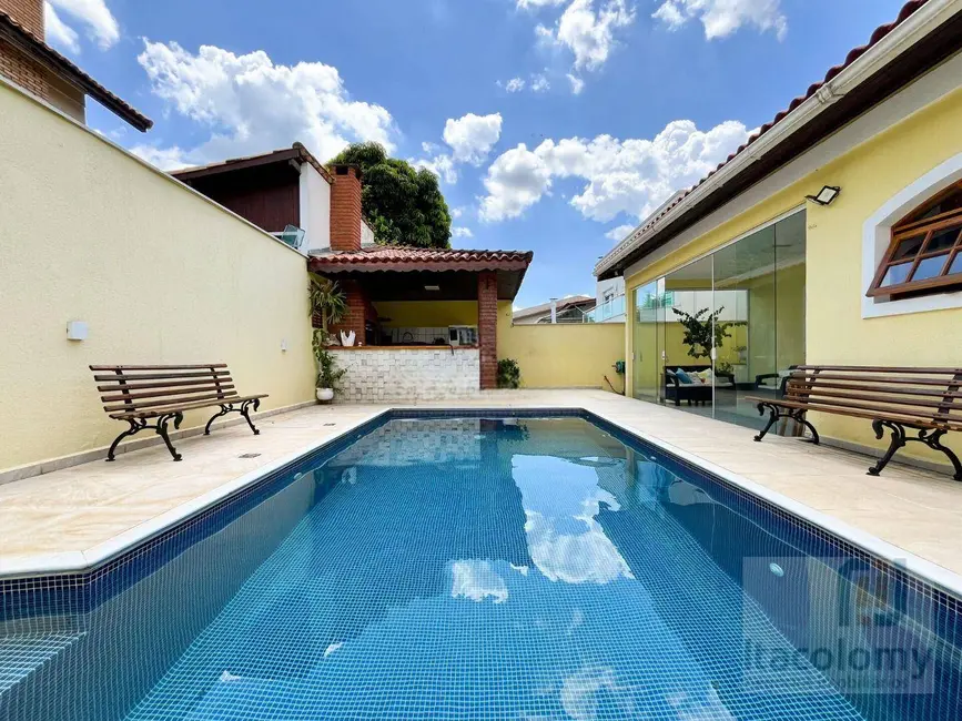 Casa de Condomínio com 3 quartos à venda, 360m2 em Santana De Parnaiba - SP - imagem 4 Foto 4 de Casa de Condomínio com 3 quartos à venda, 360m2 em Santana De Parnaiba - SP