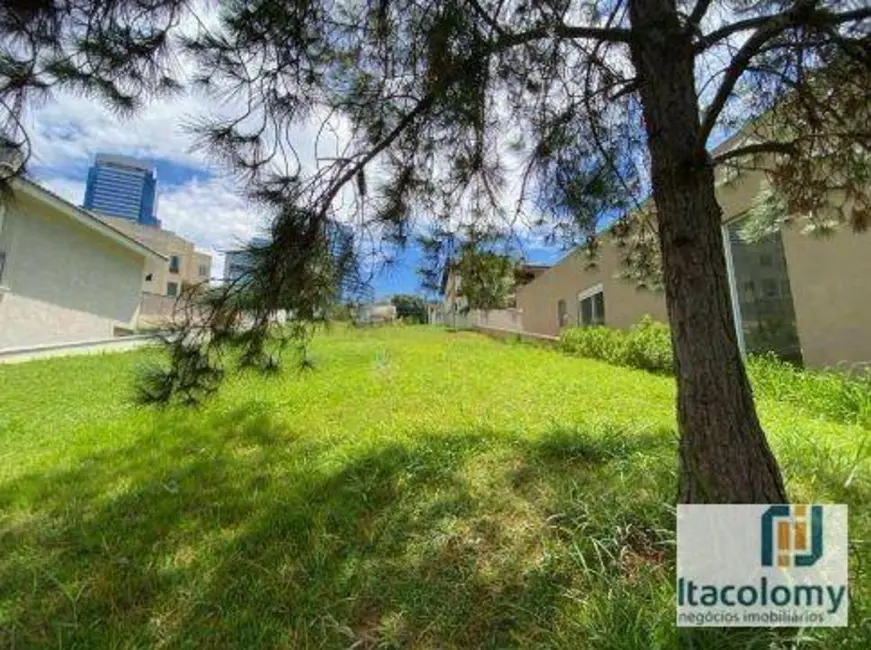 Foto 3 de Terreno / Lote à venda, 525m2 em Alphaville Conde II, Barueri - SP