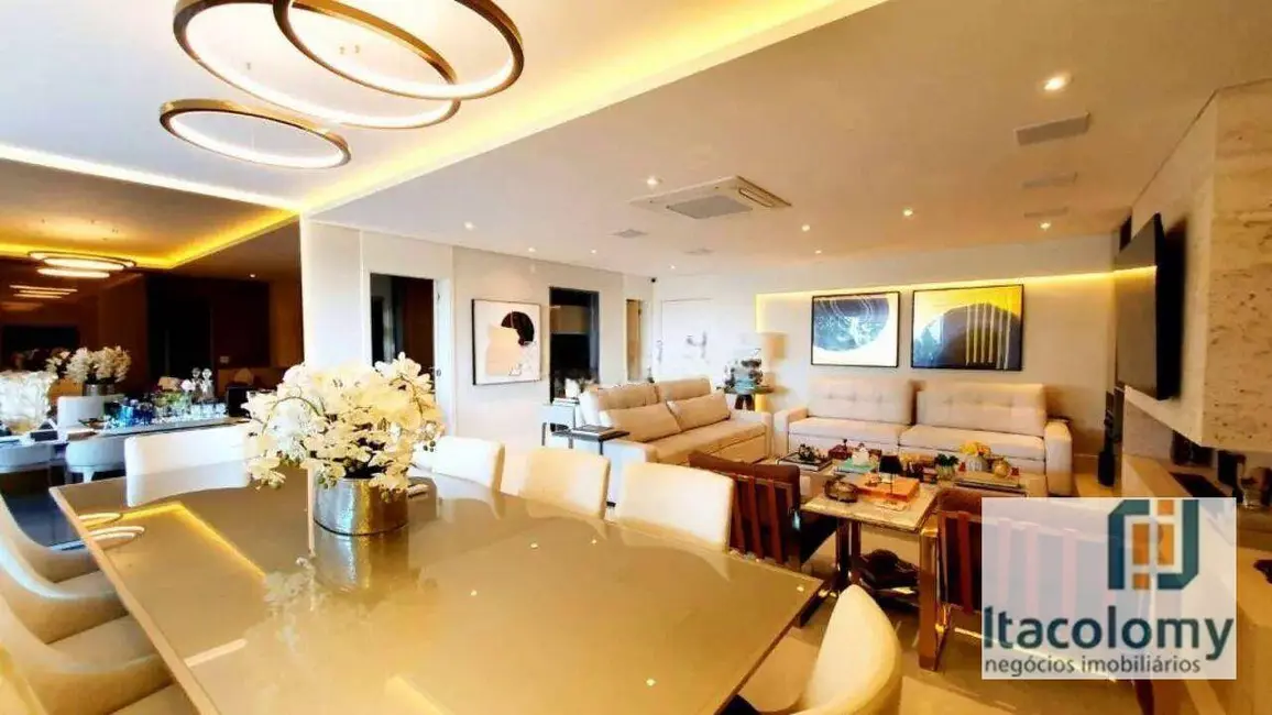 Foto 3 de Apartamento com 3 quartos à venda, 240m2 em Santana De Parnaiba - SP