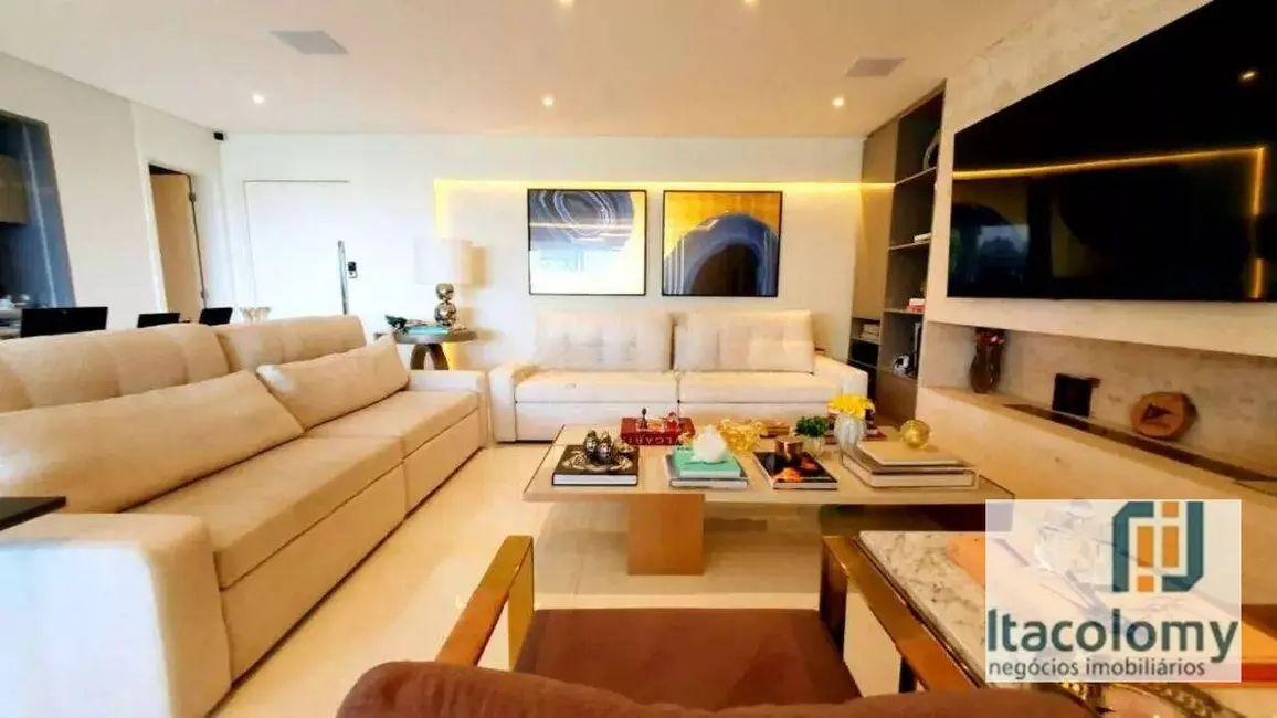 Foto 4 de Apartamento com 3 quartos à venda, 240m2 em Santana De Parnaiba - SP