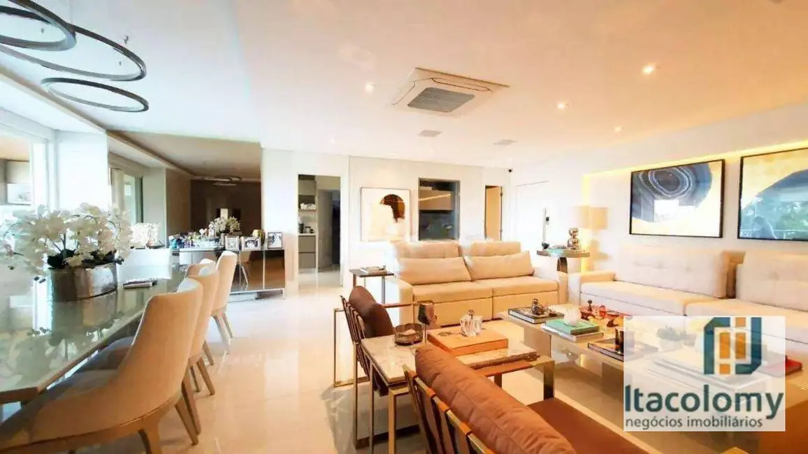 Foto 2 de Apartamento com 3 quartos à venda, 240m2 em Santana De Parnaiba - SP