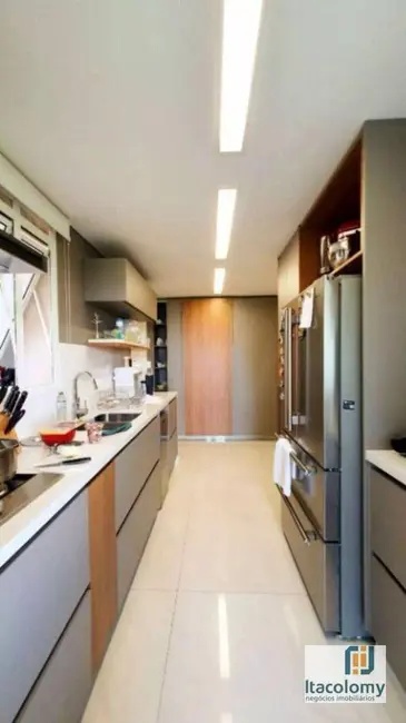 Foto 8 de Apartamento com 3 quartos à venda, 240m2 em Santana De Parnaiba - SP