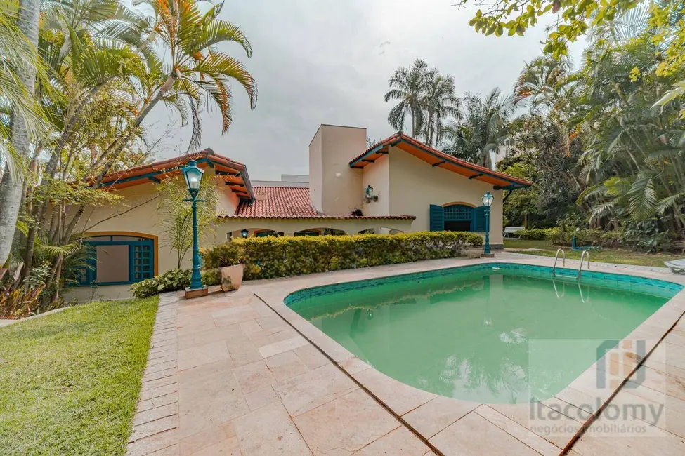 Foto 2 de Casa com 3 quartos à venda, 1120m2 em Santana De Parnaiba - SP