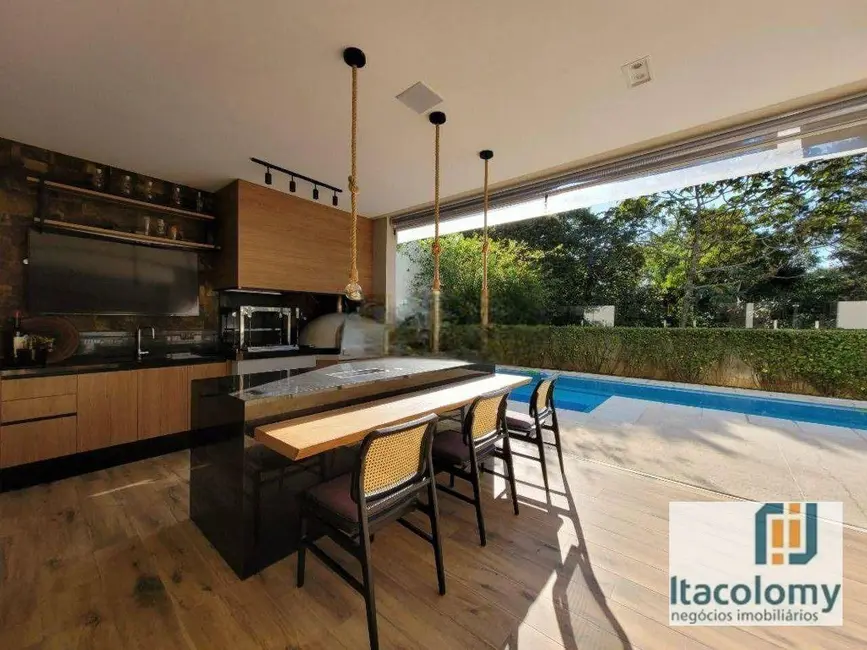 Foto 1 de Casa de Condomínio com 4 quartos à venda, 420m2 em Santana De Parnaiba - SP