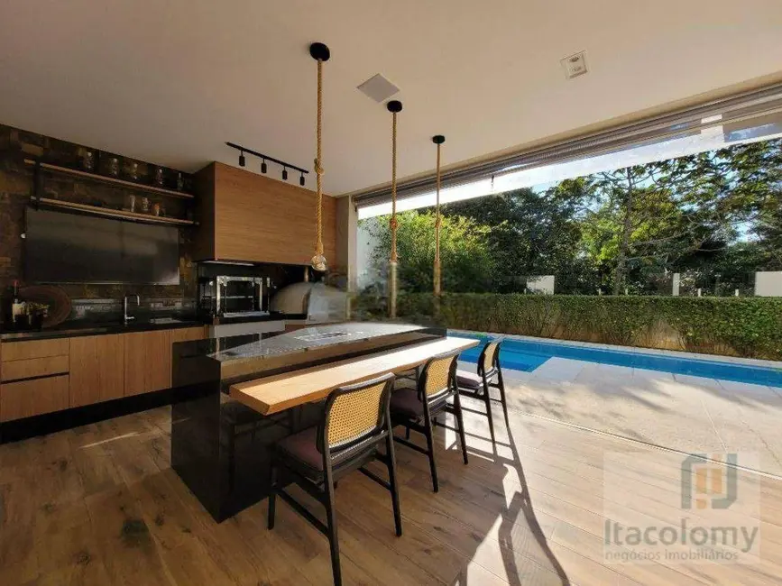 Foto 1 de Casa de Condomínio com 4 quartos à venda, 420m2 em Santana De Parnaiba - SP