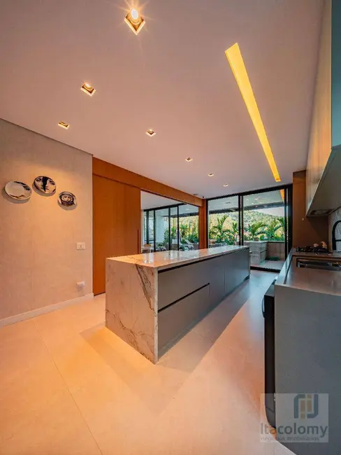 Casa de Condomínio com 4 quartos à venda, 420m2 em Tamboré, Barueri - SP - imagem 9 Foto 9 de Casa de Condomínio com 4 quartos à venda, 420m2 em Tamboré, Barueri - SP