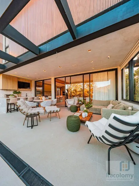 Casa de Condomínio com 4 quartos à venda, 420m2 em Tamboré, Barueri - SP - imagem 7 Foto 7 de Casa de Condomínio com 4 quartos à venda, 420m2 em Tamboré, Barueri - SP
