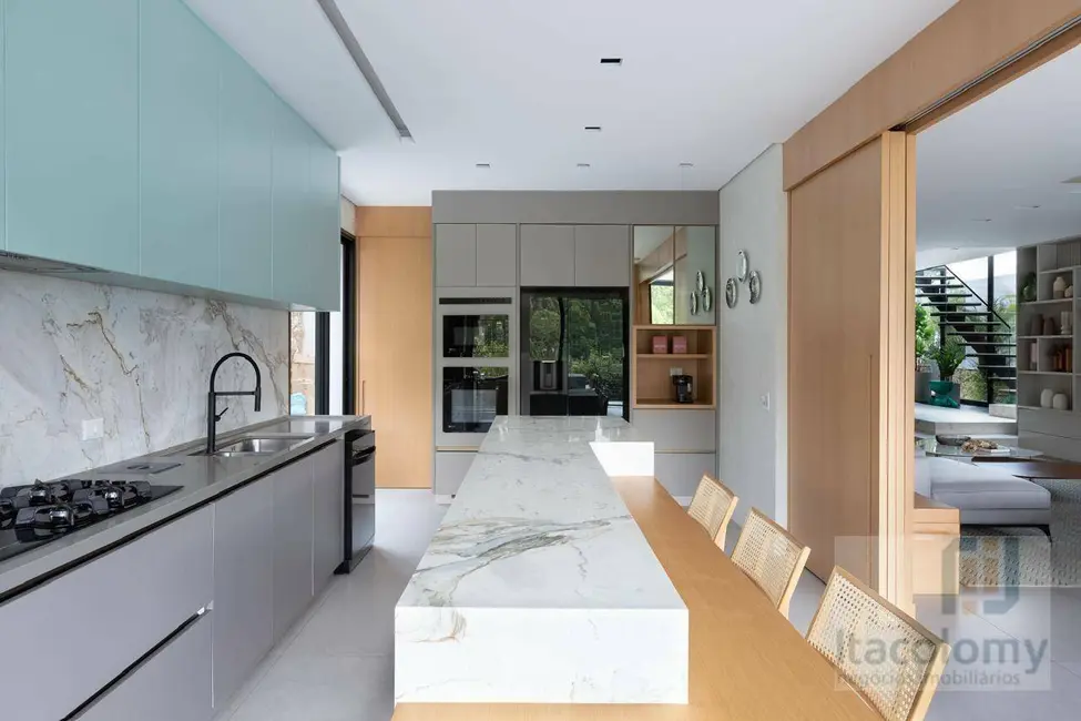 Casa de Condomínio com 4 quartos à venda, 420m2 em Tamboré, Barueri - SP - imagem 4 Foto 4 de Casa de Condomínio com 4 quartos à venda, 420m2 em Tamboré, Barueri - SP