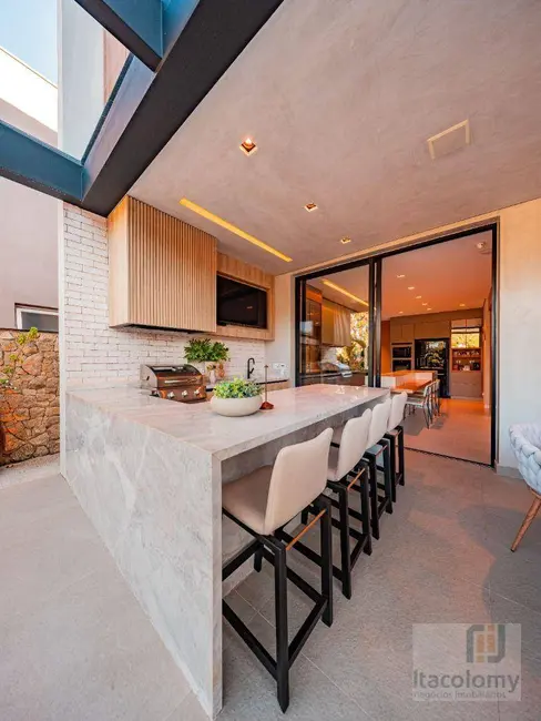 Casa de Condomínio com 4 quartos à venda, 420m2 em Tamboré, Barueri - SP - imagem 8 Foto 8 de Casa de Condomínio com 4 quartos à venda, 420m2 em Tamboré, Barueri - SP