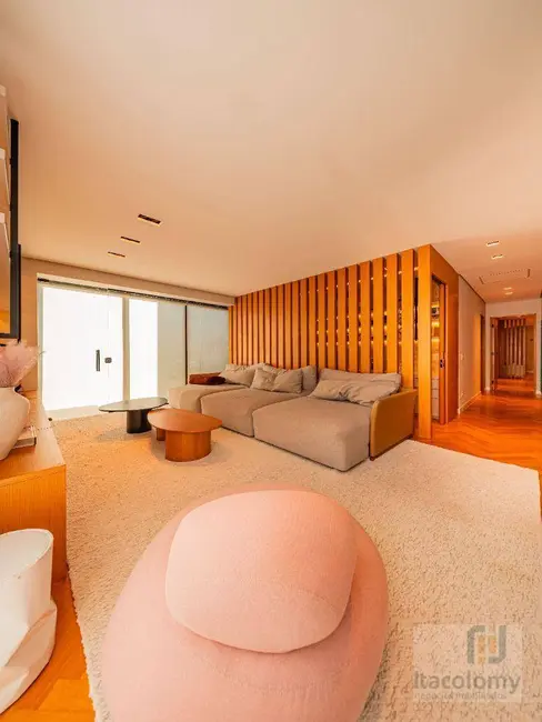 Casa de Condomínio com 4 quartos à venda, 420m2 em Tamboré, Barueri - SP - imagem 3 Foto 3 de Casa de Condomínio com 4 quartos à venda, 420m2 em Tamboré, Barueri - SP