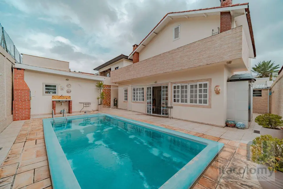 Foto 1 de Casa de Condomínio com 4 quartos à venda, 360m2 em Santana De Parnaiba - SP