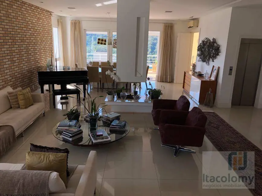 Foto 2 de Casa de Condomínio com 4 quartos à venda, 565m2 em Santana De Parnaiba - SP