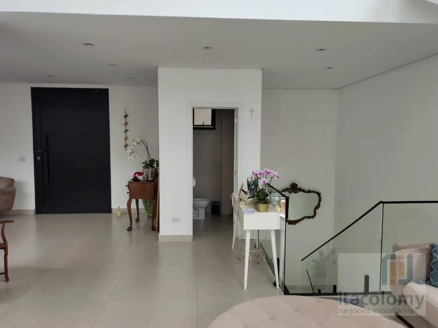 Foto 3 de Casa de Condomínio com 3 quartos à venda, 300m2 em Tanquinho, Santana De Parnaiba - SP