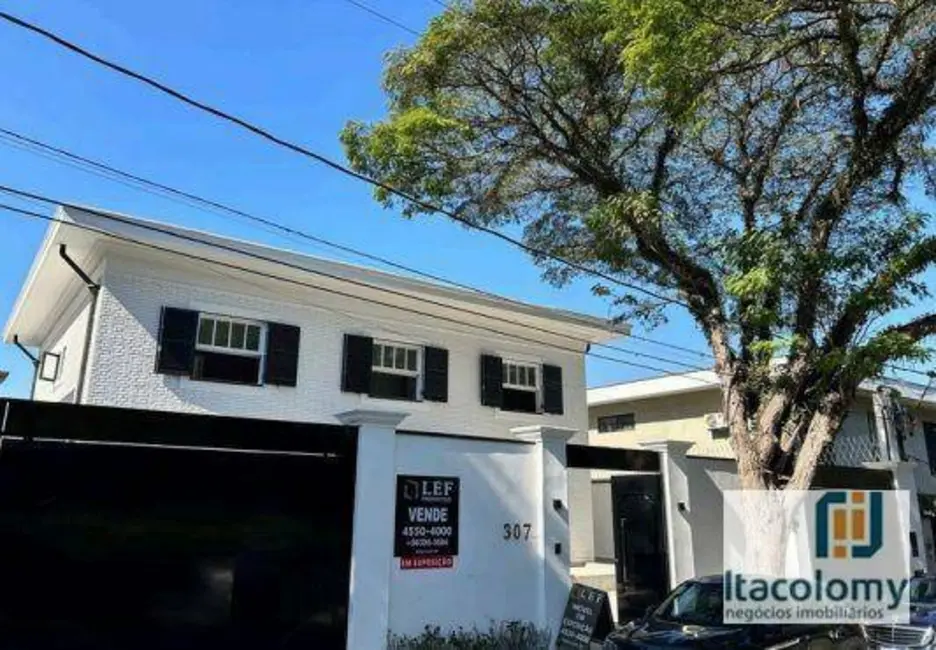 Foto 1 de Casa com 4 quartos à venda, 650m2 em Jardim Everest, São Paulo - SP