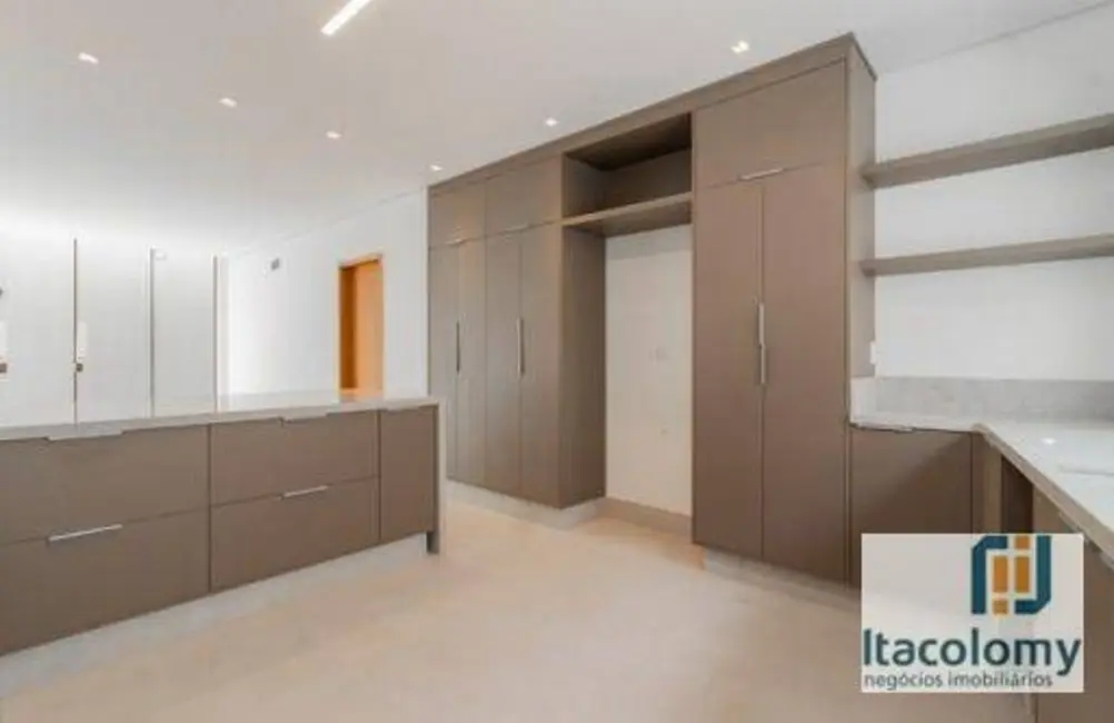 Foto 4 de Casa com 5 quartos à venda, 650m2 em Jardim Guedala, São Paulo - SP