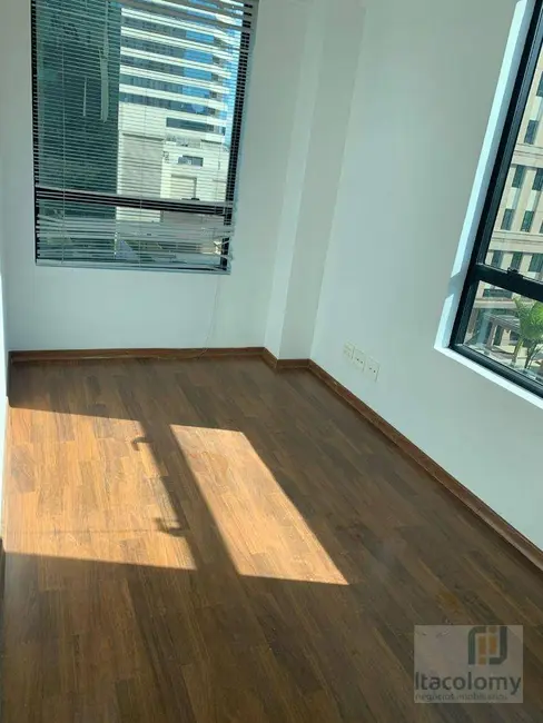 Foto 6 de Sala Comercial à venda, 46m2 em Alphaville Industrial, Barueri - SP