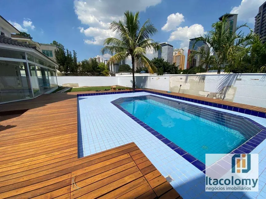 Foto 1 de Casa de Condomínio com 4 quartos à venda, 691m2 em Santana De Parnaiba - SP