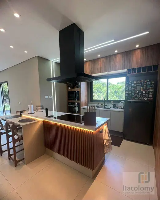 Foto 8 de Casa de Condomínio com 3 quartos à venda, 472m2 em Tarumã, Santana De Parnaiba - SP