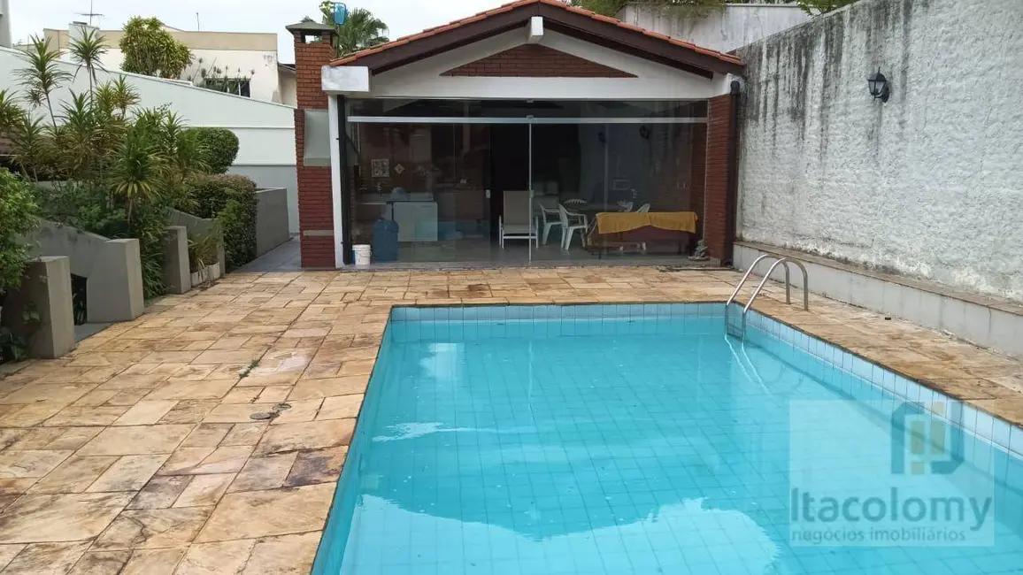 Foto 2 de Casa de Condomínio com 4 quartos à venda, 700m2 em Barueri - SP