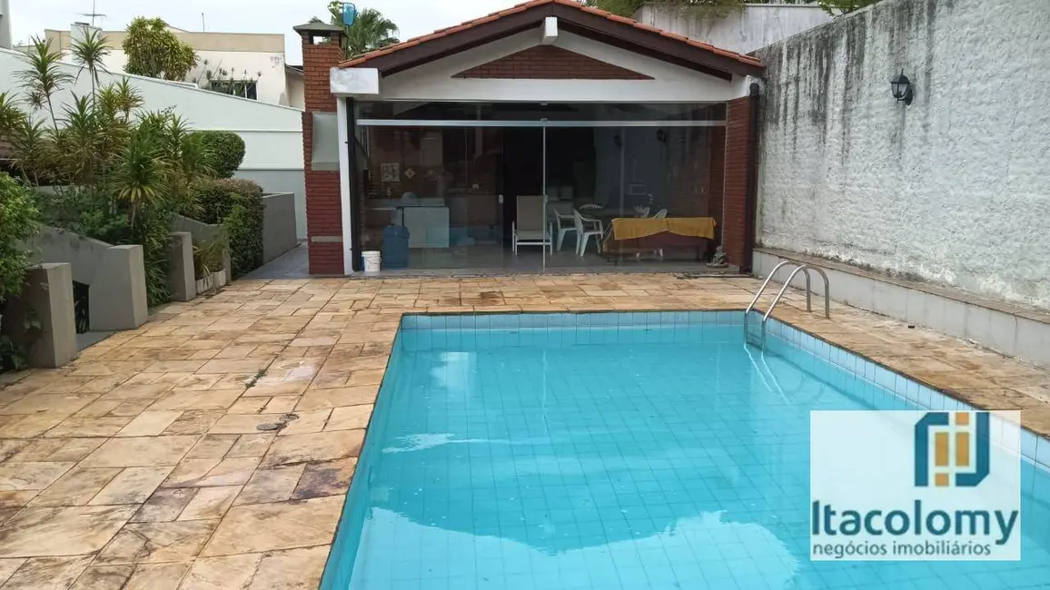 Foto 2 de Casa de Condomínio com 4 quartos à venda, 700m2 em Barueri - SP