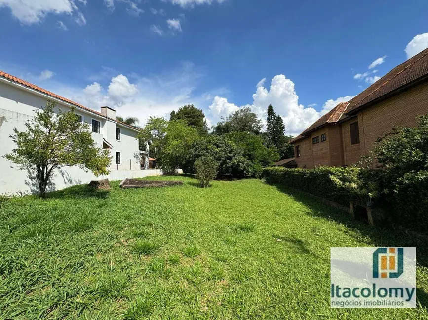Foto 1 de Terreno / Lote à venda, 688m2 em Barueri - SP